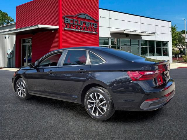 Used 2023 Volkswagen Jetta S FWD image 3