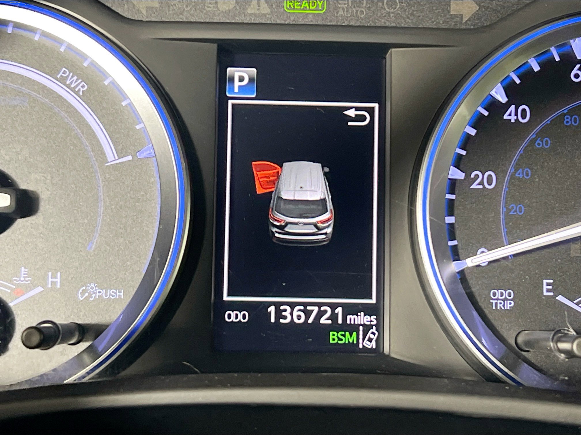 Used 2018 Toyota Highlander XLE AWD/4WD image 23