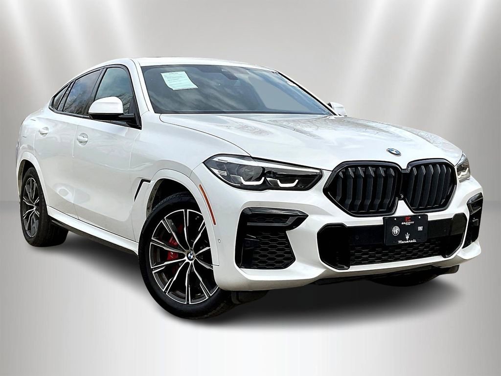 Used 2022 BMW X6 xDrive40i w/ M Sport Package AWD/4WD image 3