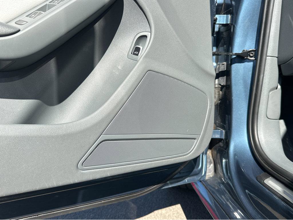 Used 2015 Audi A4 2.0T Premium w/ Audi MMI Navigation image 34