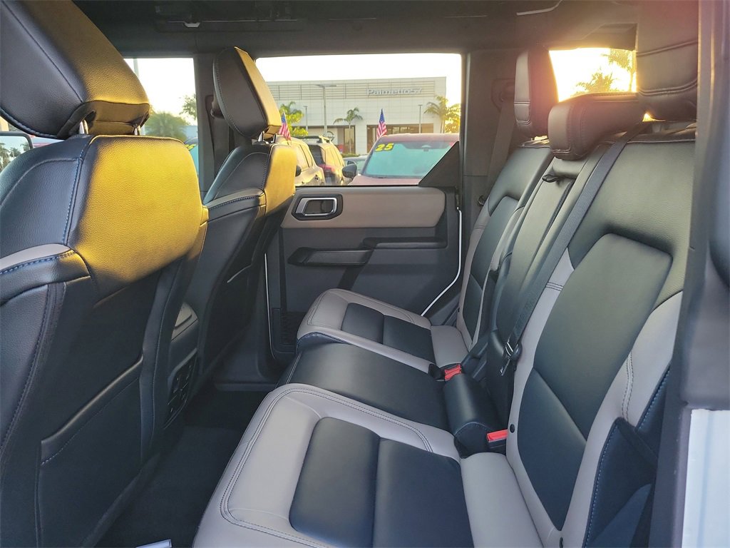 Used 2024 Ford Bronco Wildtrak image 9