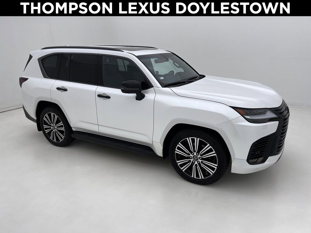 Used 2023 Lexus LX 600 4WD w/ Luxury Package