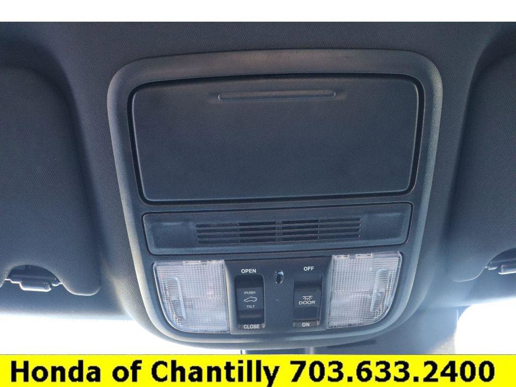 Certified 2022 Honda Pilot TrailSport image 18