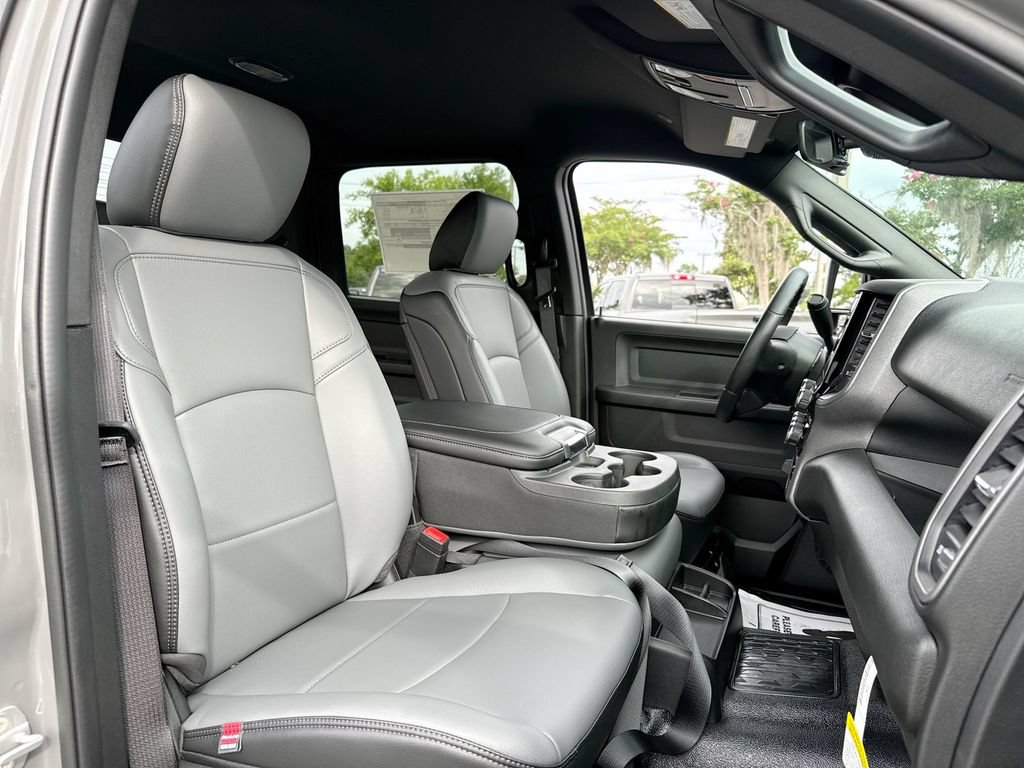 New 2026 RAM 3500 Tradesman AWD/4WD image 27