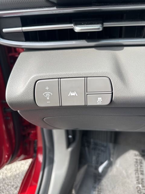 Used 2023 Hyundai Elantra SEL image 36