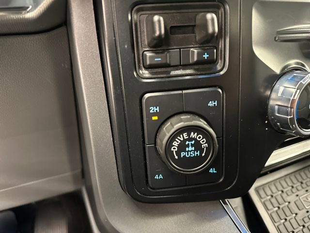 Used 2024 Ford F150 Lariat w/ FX4 Off-Road Package image 30