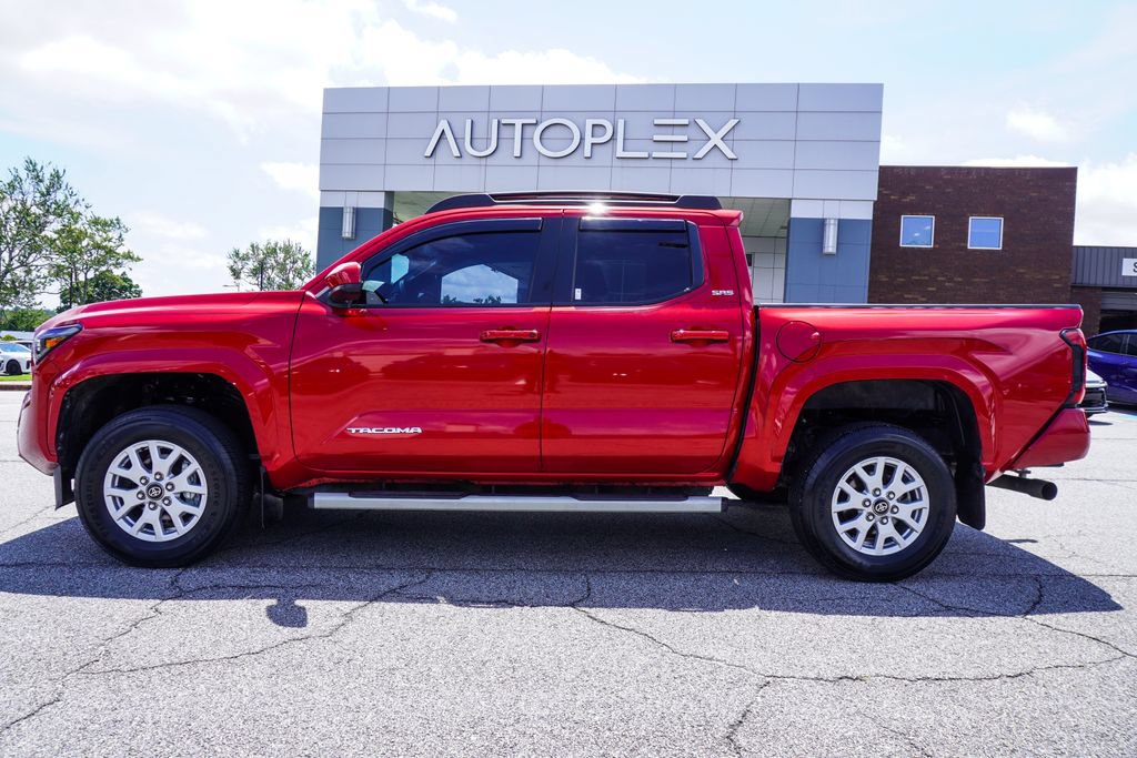 Used 2024 Toyota Tacoma SR5 w/ SR5 Upgrade Package RWD image 32