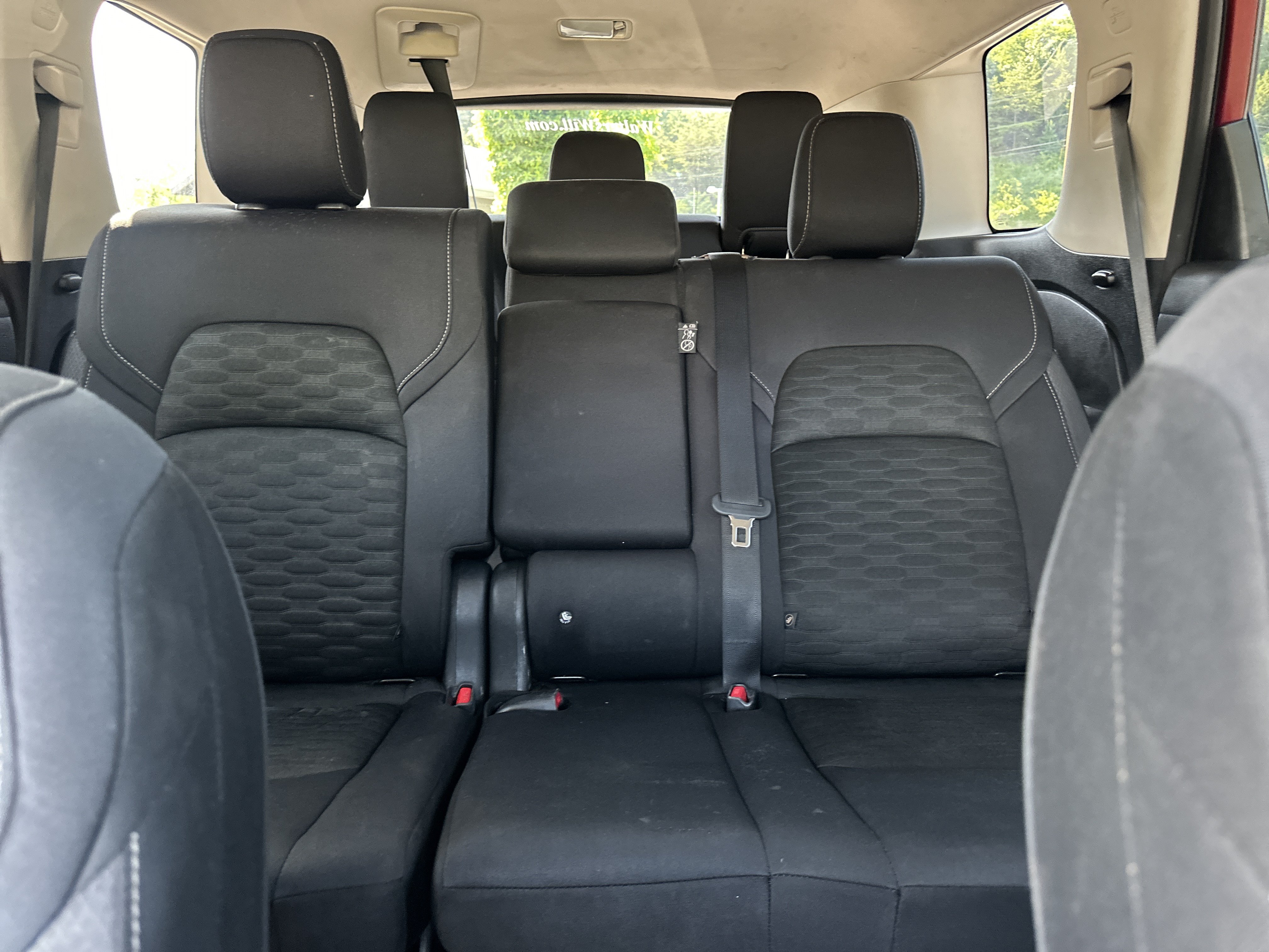 Used 2023 Nissan Pathfinder SV AWD/4WD image 27