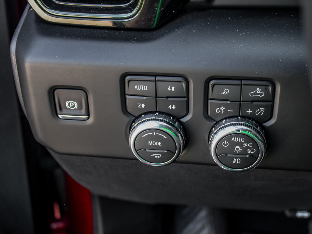 Used 2026 GMC Sierra 1500 AT4 w/ AT4 Premium Package AWD/4WD image 39