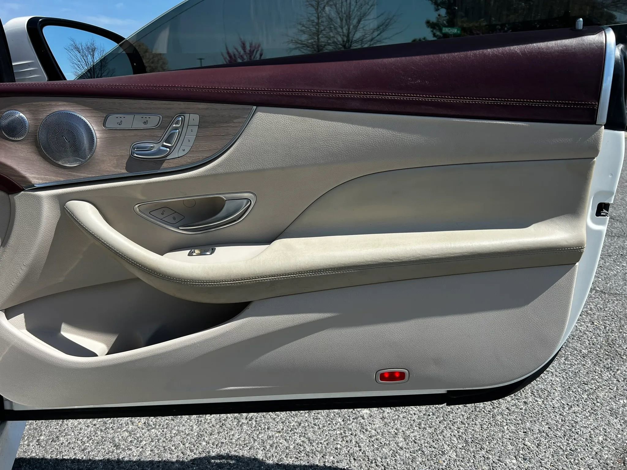 Used 2018 Mercedes-Benz E 400 Coupe w/ Premium 2 Package image 24