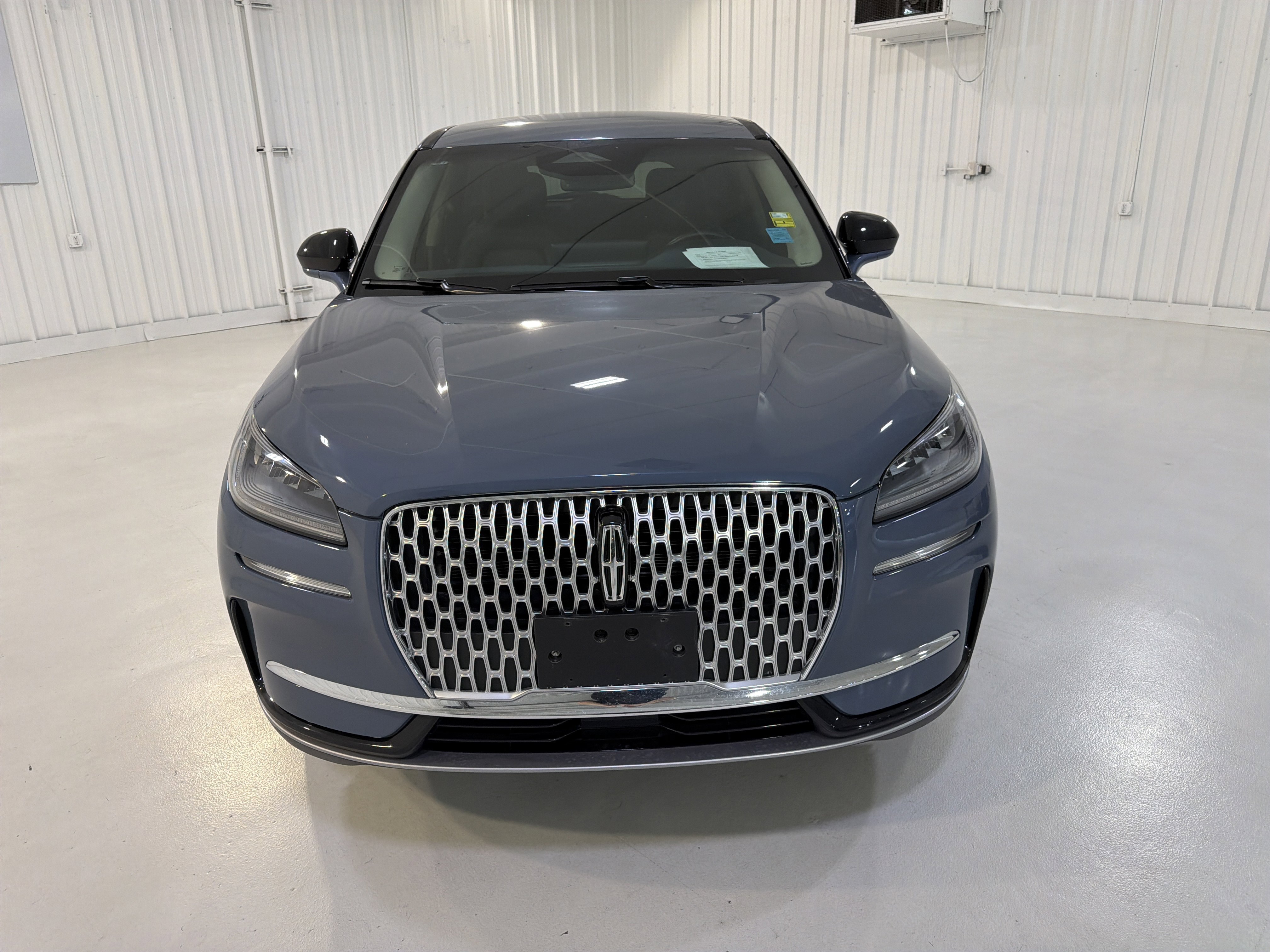 Used 2025 Lincoln Corsair FWD image 8