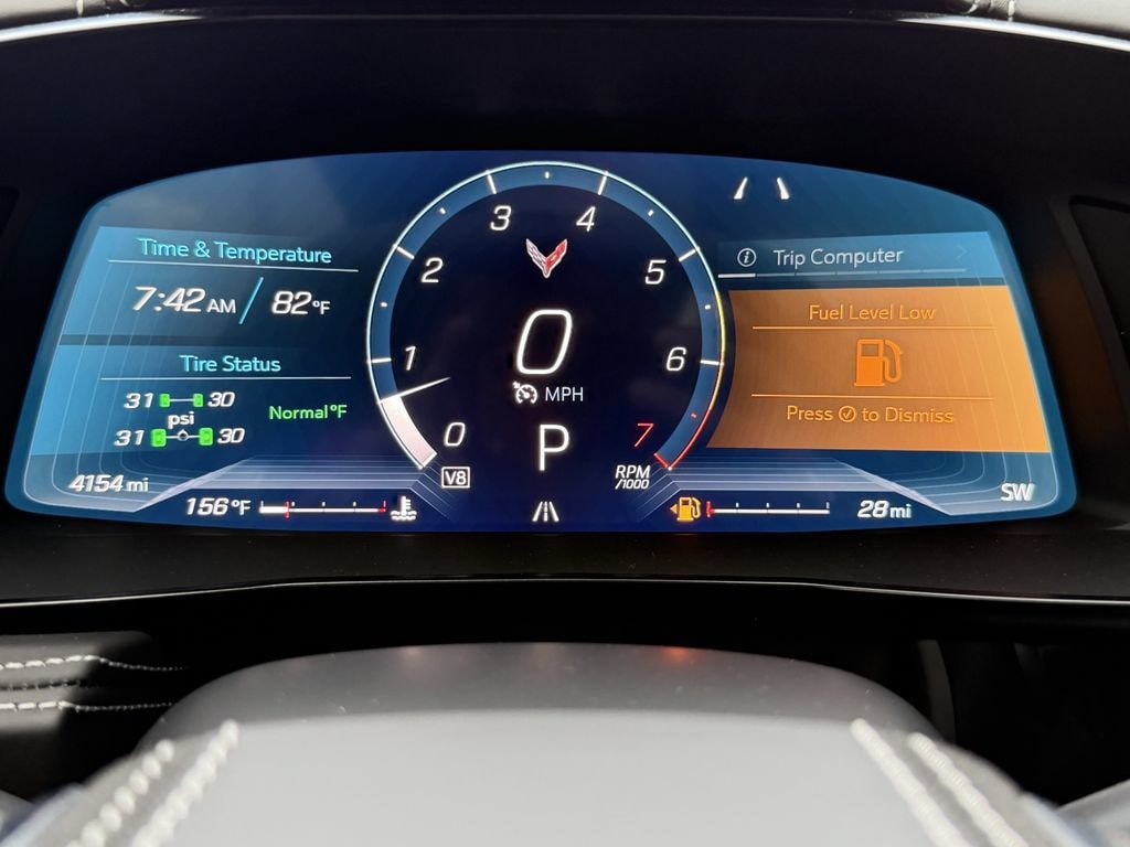 Used 2024 Chevrolet Corvette Stingray Premium Conv w/ Z51 Performance Package RWD image 32