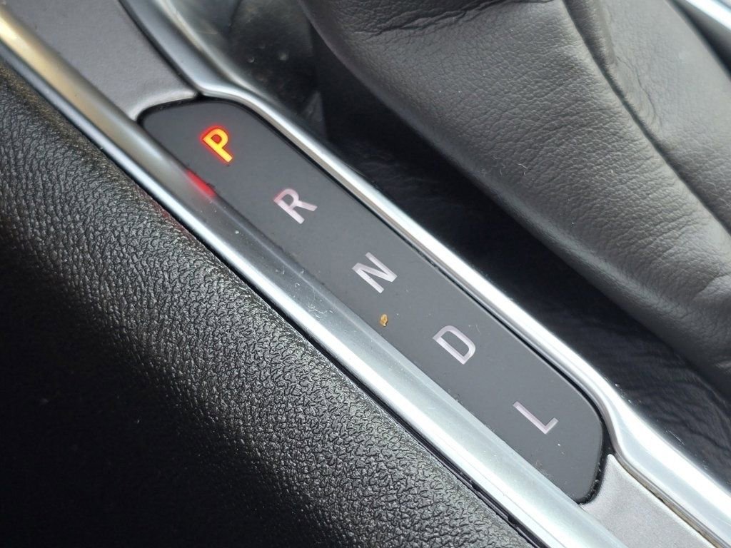 Used 2024 Chevrolet Malibu LT FWD image 31