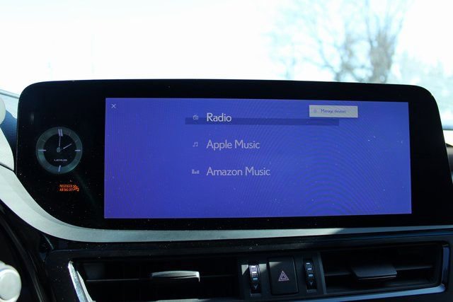 Used 2023 Lexus ES 350 F Sport w/ Accessory Package (Z2) image 21