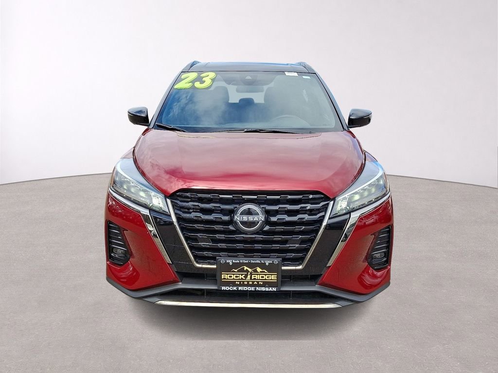 Used 2023 Nissan Kicks SR FWD image 2