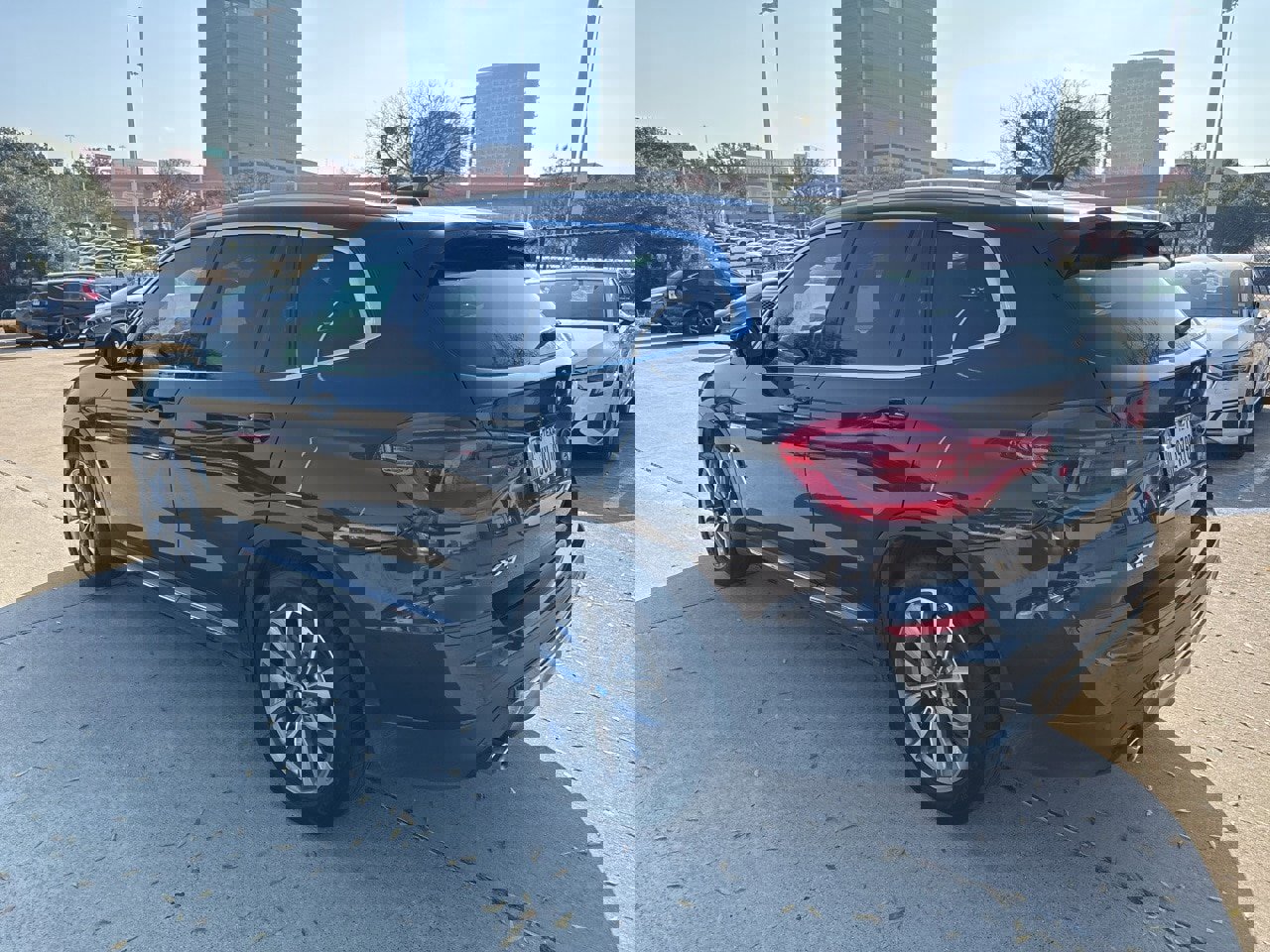 Used 2019 BMW X3 sDrive30i w/ Premium Package image 4