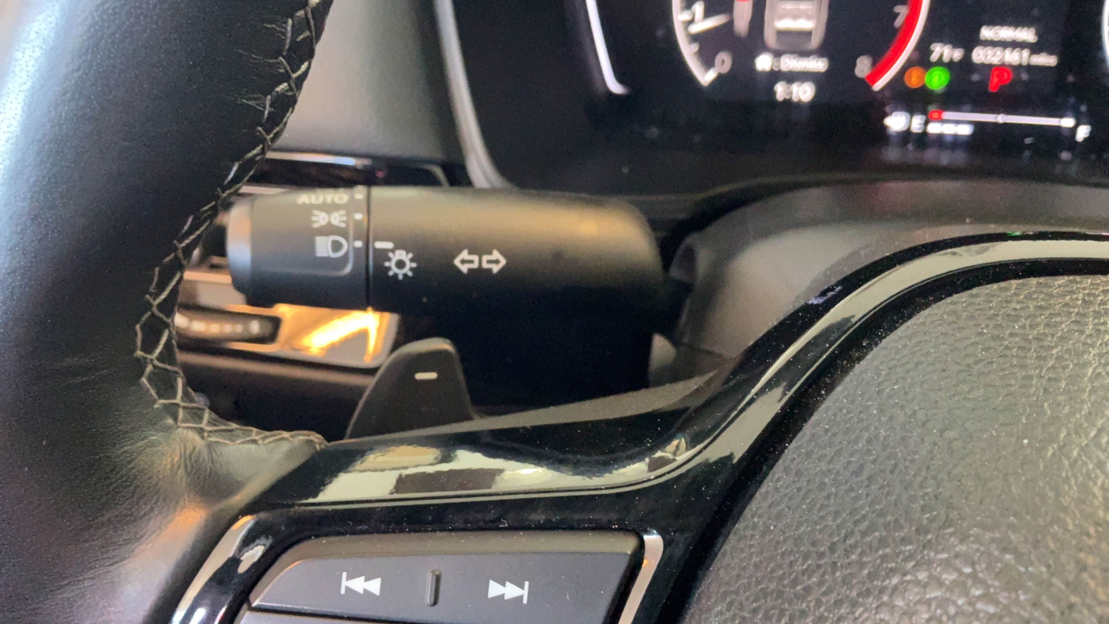 Used 2025 Honda Civic Sport image 15