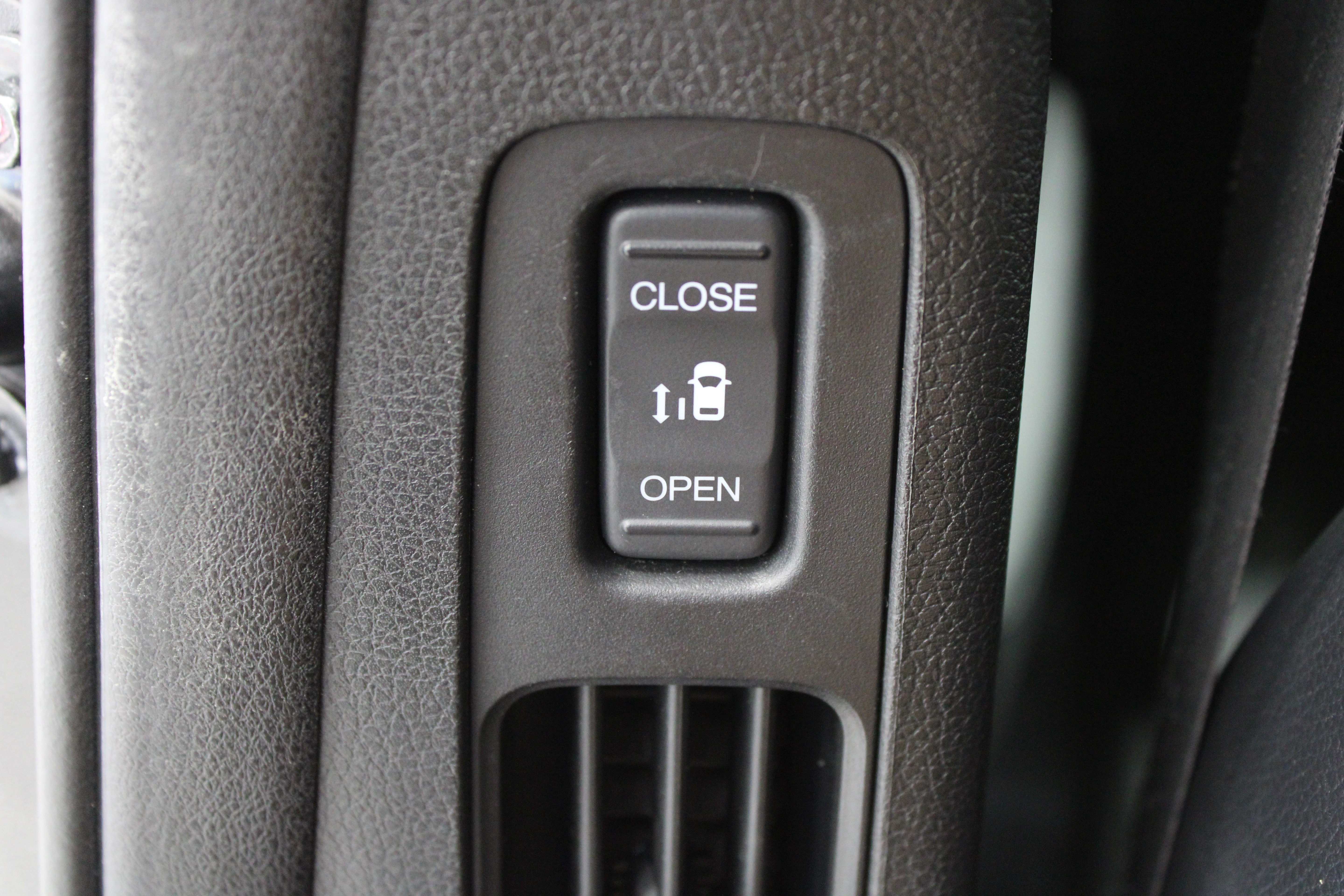 Used 2022 Honda Odyssey Elite image 30