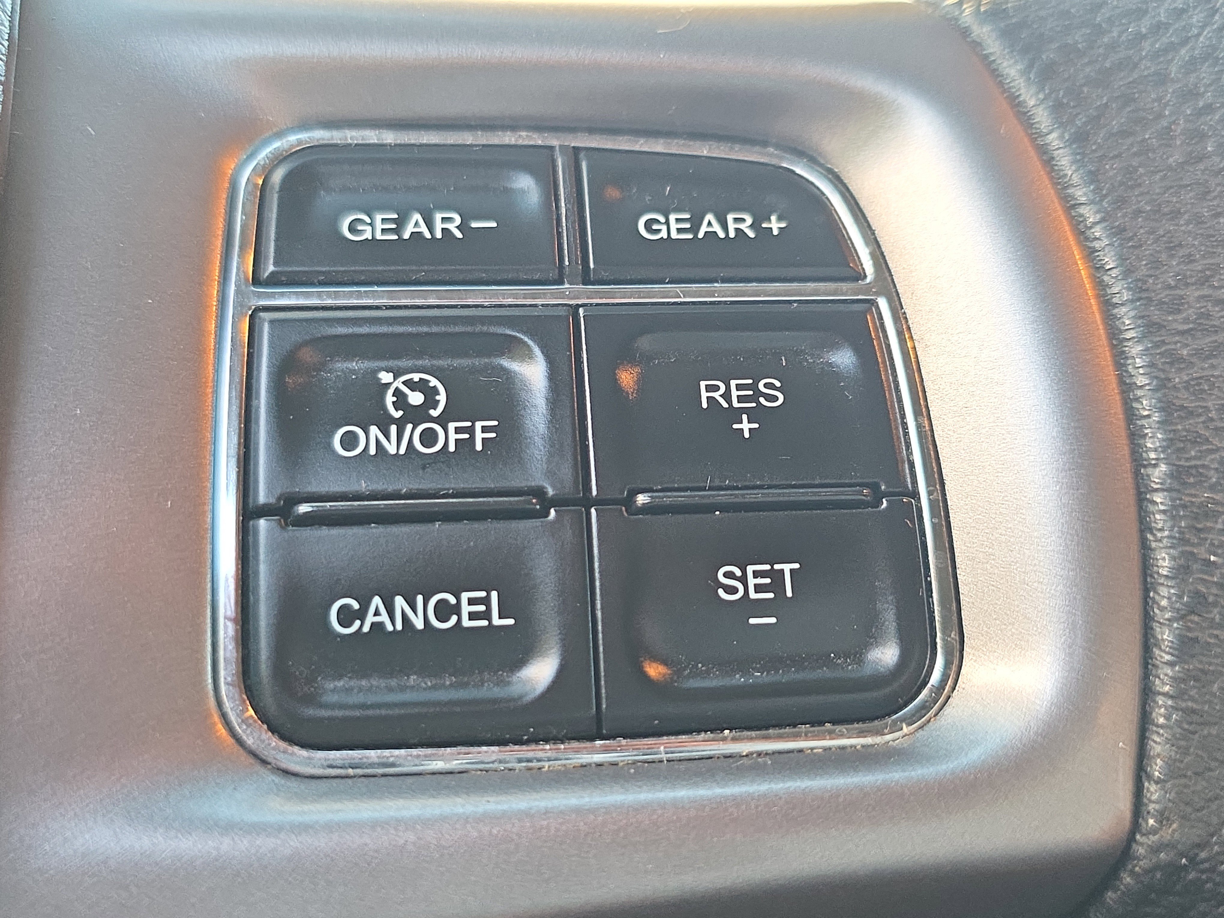Used 2024 RAM 1500 Classic SLT AWD/4WD image 28