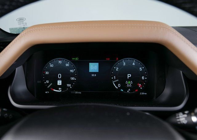 New 2026 Land Rover Defender 110 X-Dynamic SE image 18