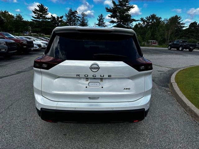 New 2026 Nissan Rogue SV image 4