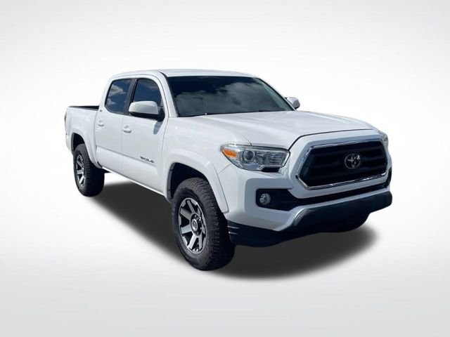Used 2022 Toyota Tacoma SR5 image 2