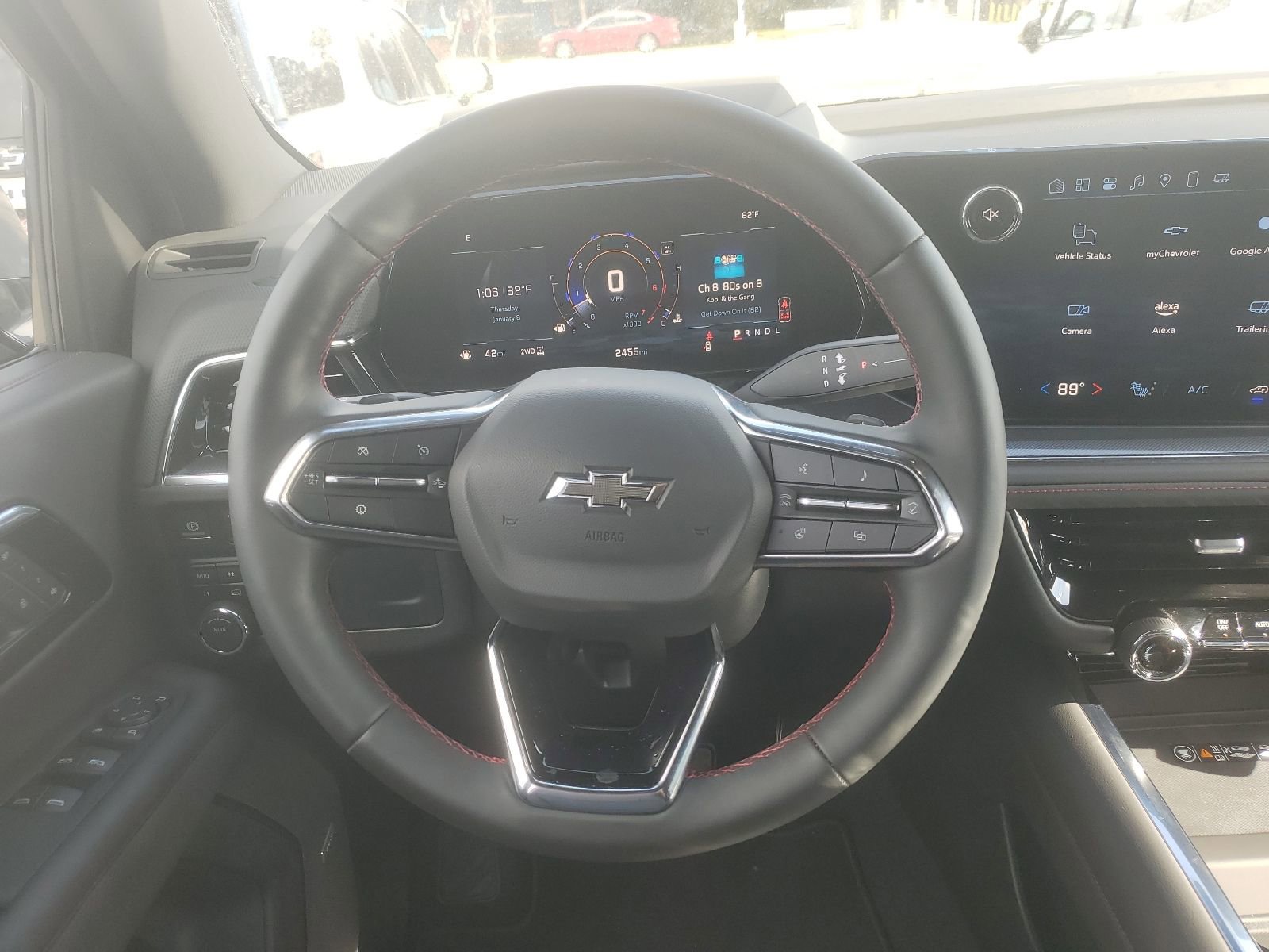 Used 2025 Chevrolet Tahoe RST w/ RST Performance Edition image 11