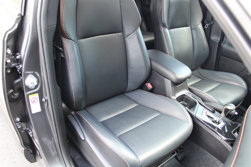 Used 2016 Toyota RAV4 SE w/ Advanced Technology Package AWD/4WD image 26