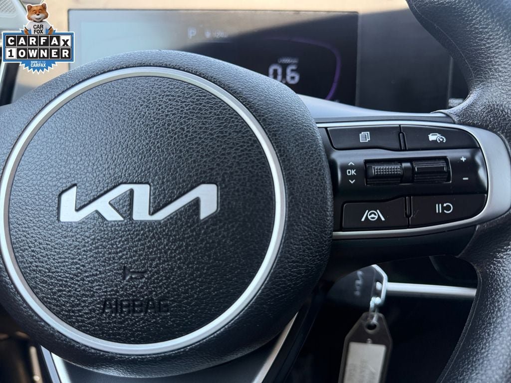 Certified 2025 Kia Sportage LX AWD/4WD image 26