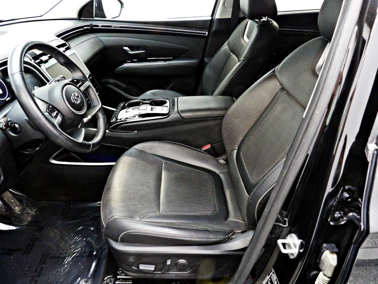 Used 2022 Hyundai Tucson Limited image 8