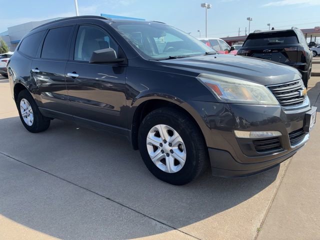 Used 2015 Chevrolet Traverse LS FWD image 3