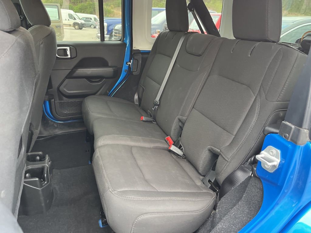 Used 2023 Jeep Wrangler Sahara w/ Cold Weather Group image 8