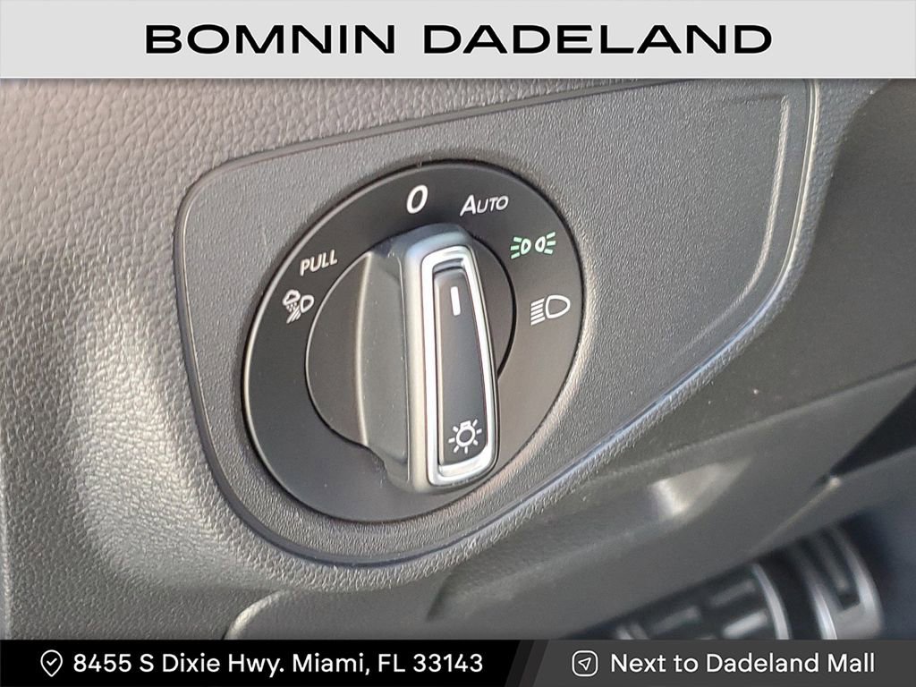 Used 2021 Volkswagen Atlas SE w/ Panoramic Sunroof Package image 21