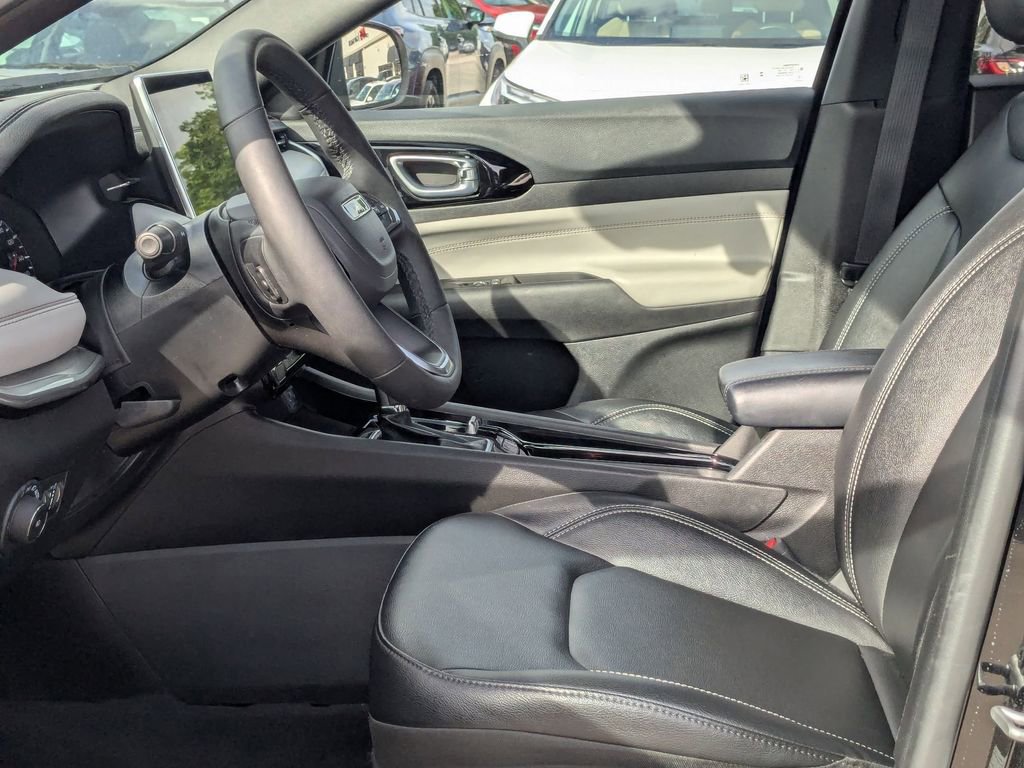 Used 2025 Jeep Compass Limited AWD/4WD image 22
