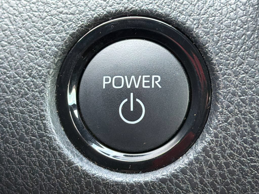 Used 2025 Toyota Camry XSE FWD image 34