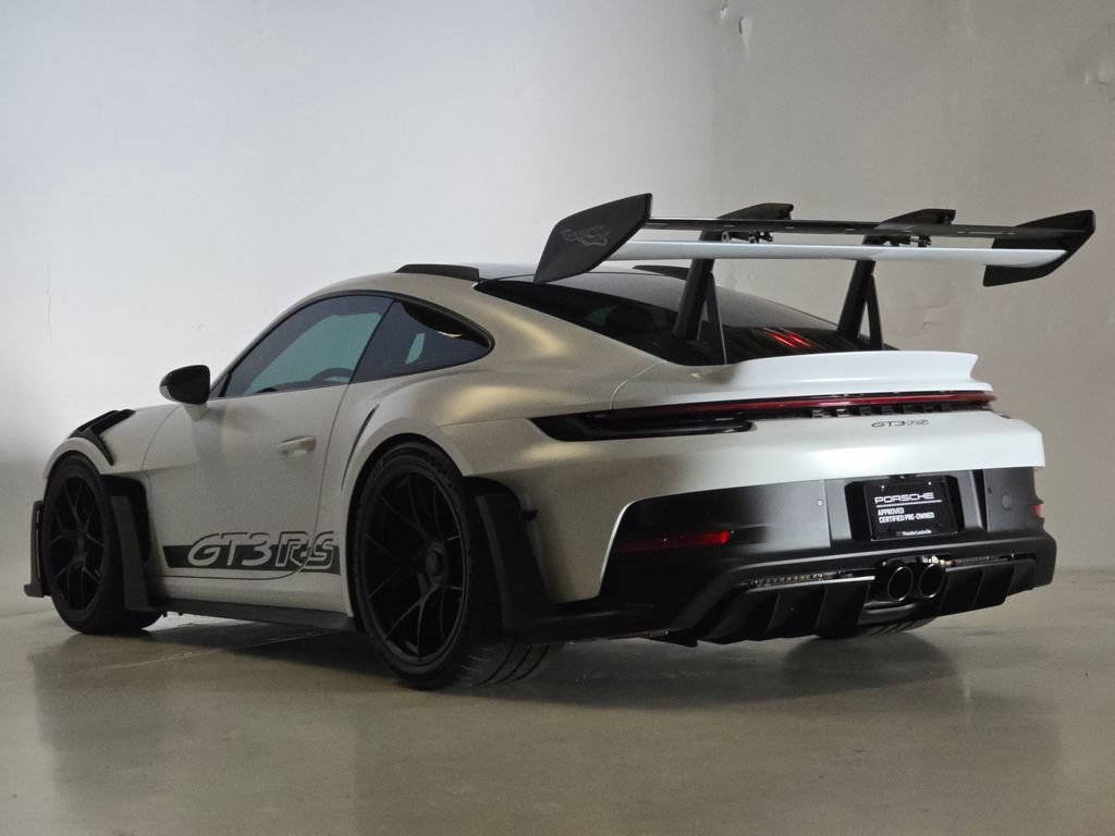 Certified 2025 Porsche 911 GT3 RS RWD image 3