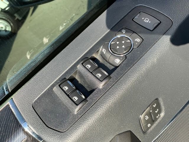 Used 2022 Ford F250 Platinum w/ FX4 Off-Road Package image 11