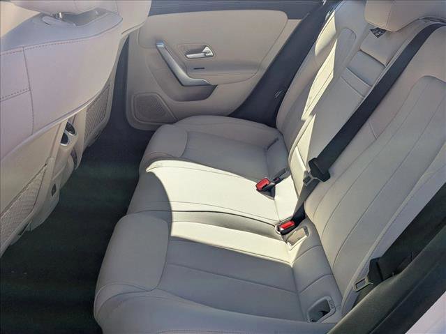 Used 2025 Mercedes-Benz CLA 250 image 17