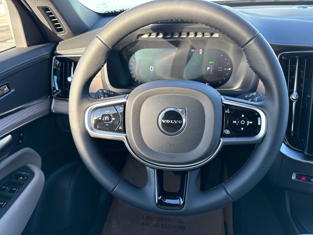 New 2026 Volvo XC90 T8 Core image 10