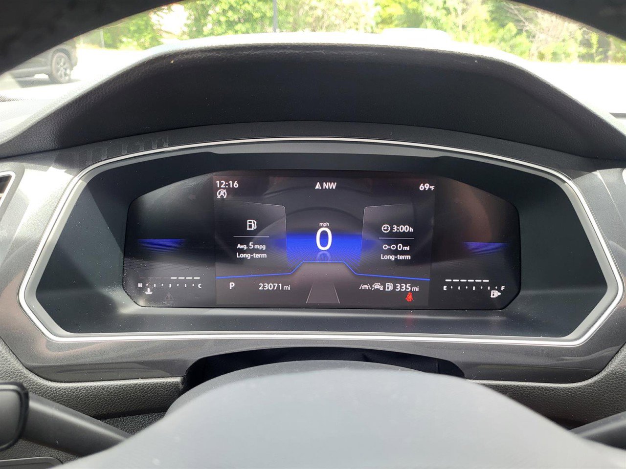 Used 2024 Volkswagen Tiguan Wolfsburg Edition image 22