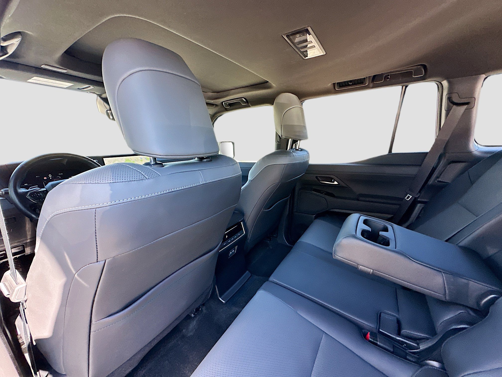 Used 2024 Lexus GX 550 w/ Cold Area Package image 27