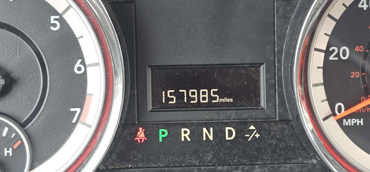 Used 2013 Dodge Grand Caravan SXT w/ UConnect Hands-Free Group image 10