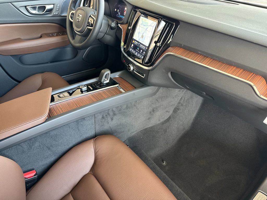 New 2026 Volvo V60 B5 Cross Country Plus w/ Climate Package image 15