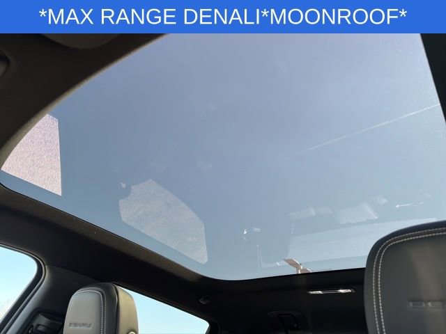 Used 2025 GMC Sierra EV Denali image 32