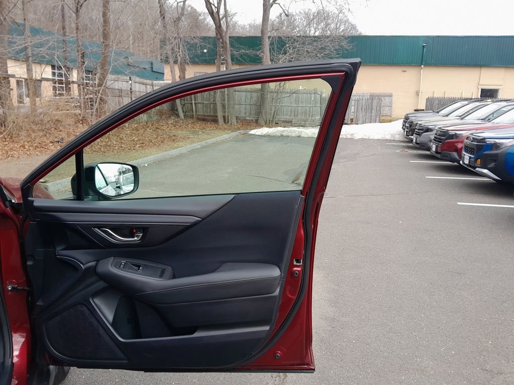 Used 2022 Subaru Outback Premium image 37