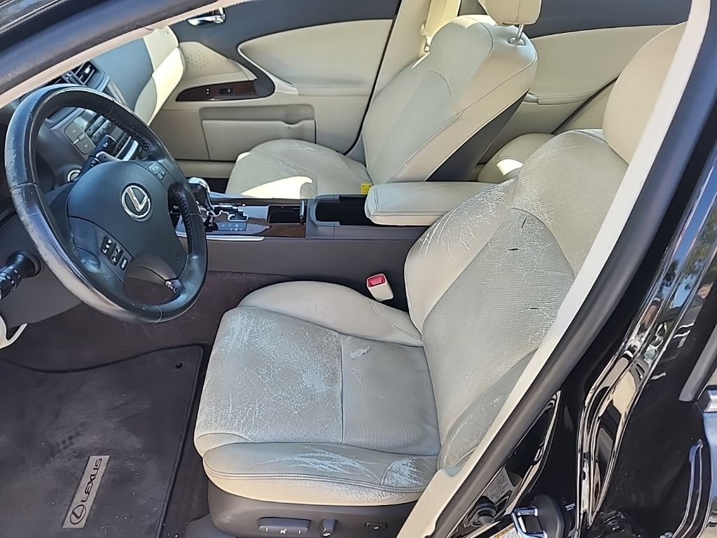 Used 2010 Lexus IS 250 RWD image 10