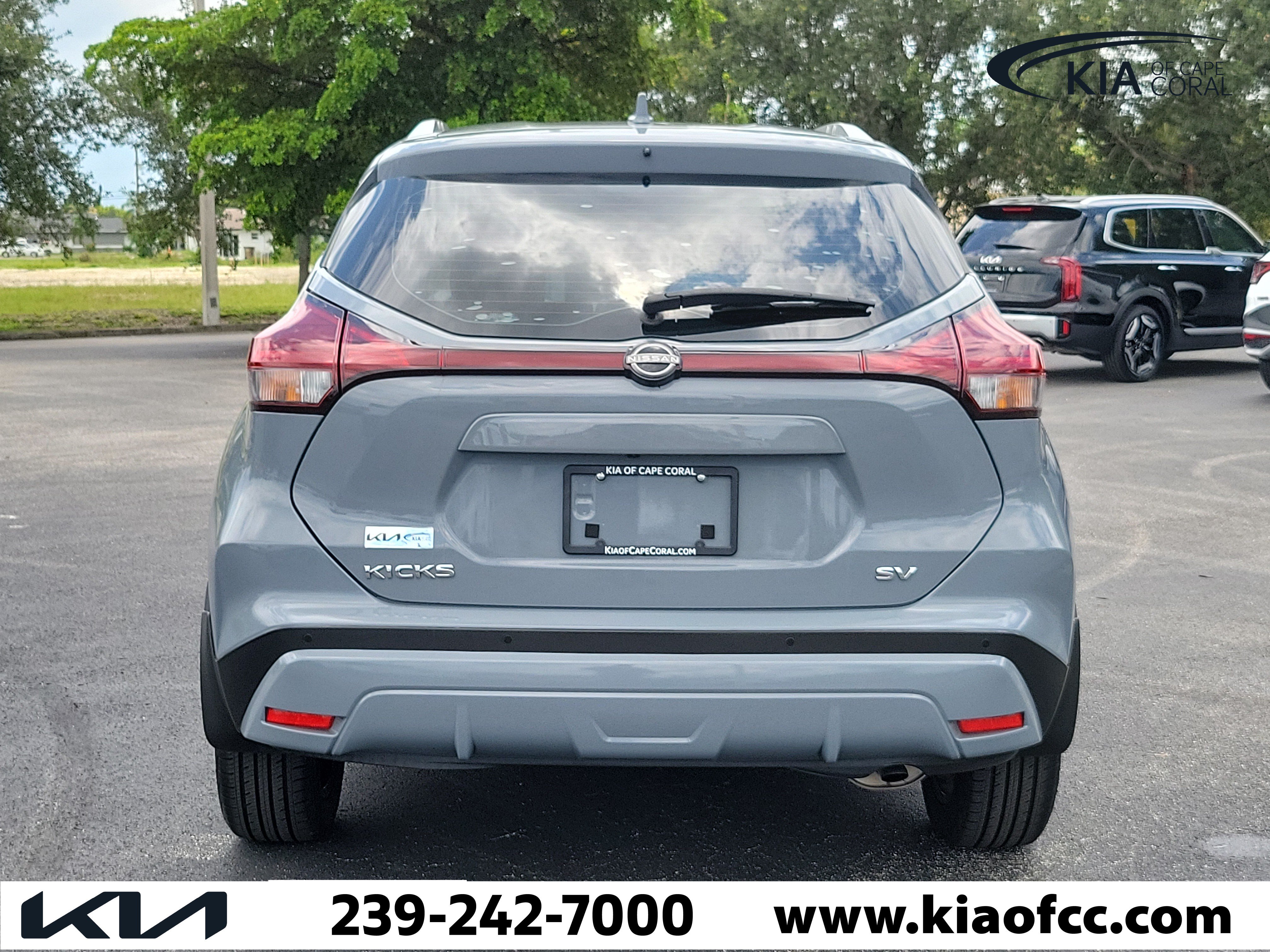 Used 2022 Nissan Kicks SV FWD image 5