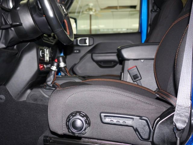 Certified 2023 Jeep Gladiator Mojave w/ Safety Group image 9