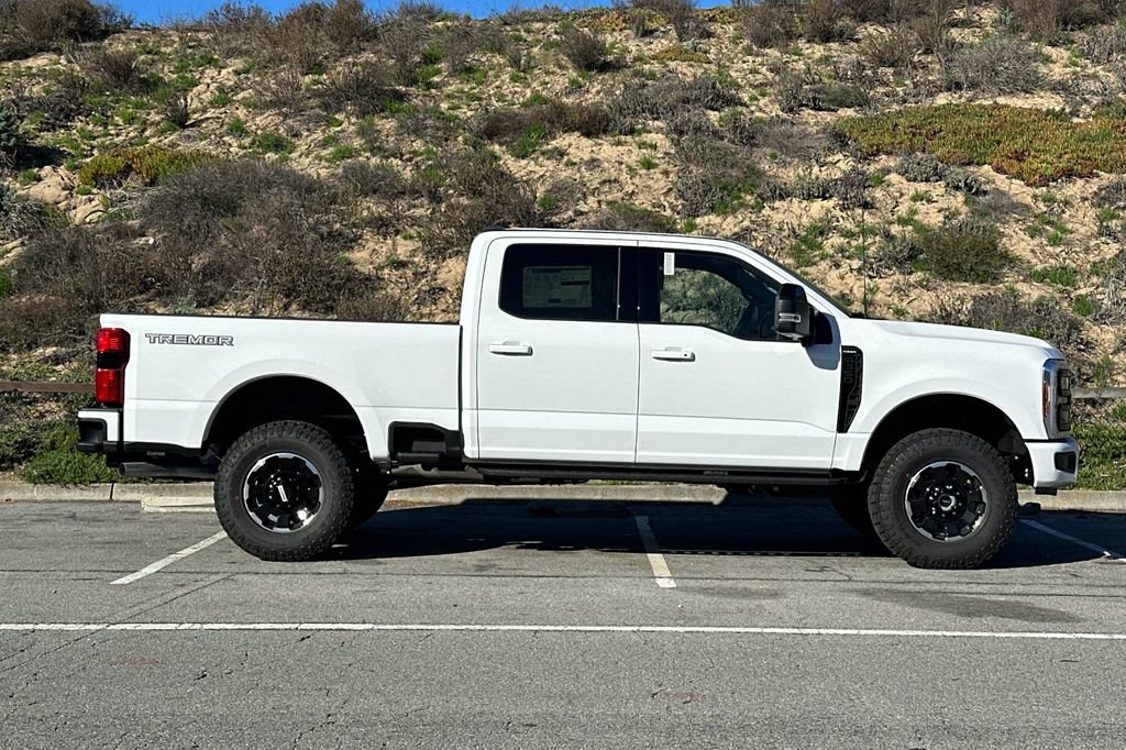 New 2026 Ford F350 Lariat w/ Tremor Off-Road Package AWD/4WD image 2