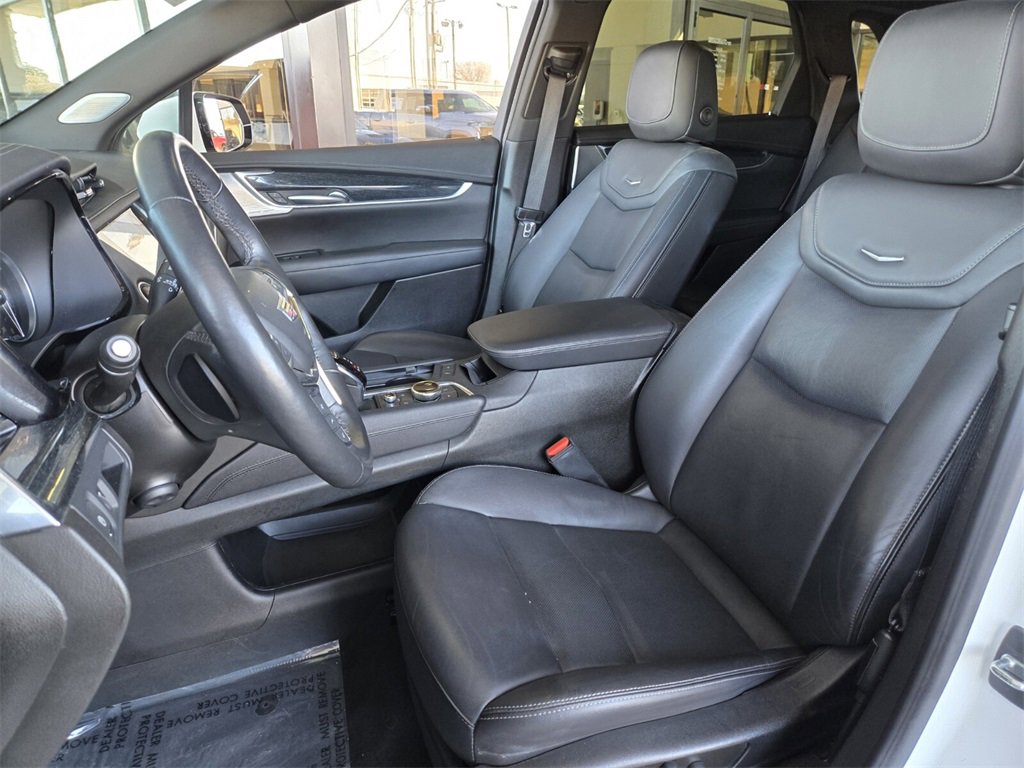 Used 2023 Cadillac XT5 Premium Luxury image 8